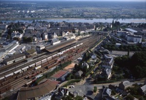 Vue arienne du quartier de la gare (clich Marcel Chevret, 1981). AM Blois.