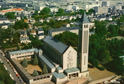 Vue arienne de la basilique (annes 1960)