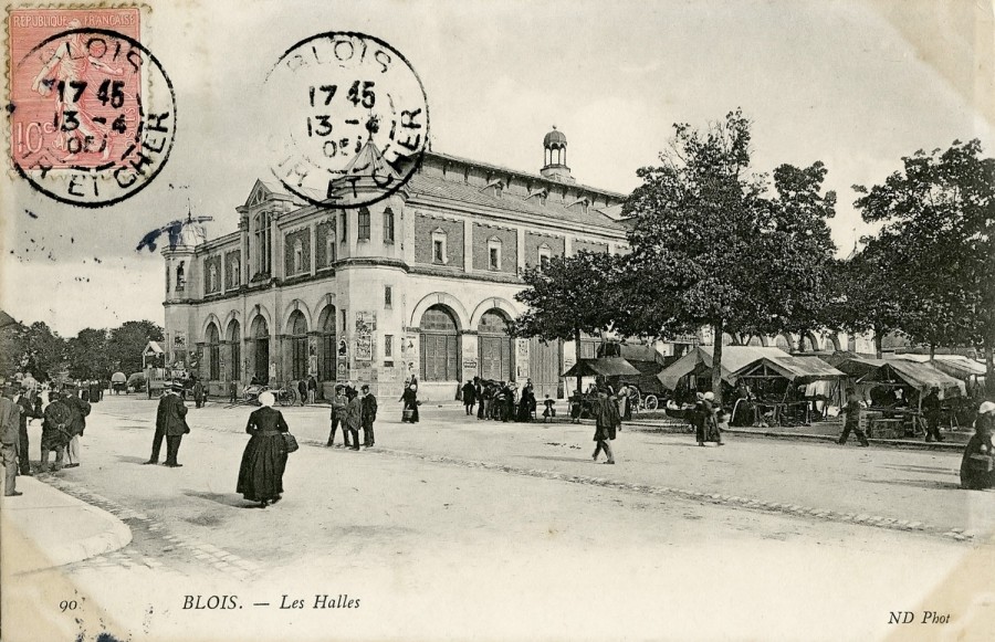 Les halles, dbut XXe sicle (AM Blois, 5 Fi 665)