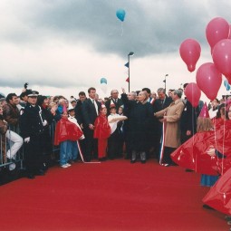 Inauguration du pont Franois-Mitterrand le 27 octobre 1994