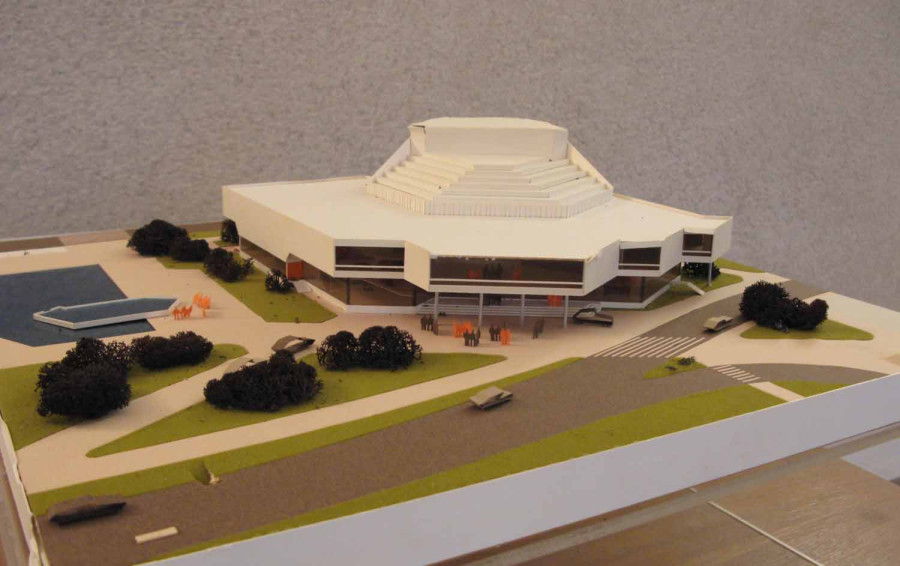 Projet de centre d'animation culturelle, place Jean-Jaur�s, 1974-1975. � Architectes�: Aubry, Ferrieux et Denizot. Service Mutualis� des Archives de la ville de Blois, d'Agglopolys et du CIAS du Blaisois.