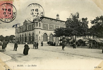 La halle aux grains vers 1900 (AM Blois, 5 Fi 665)