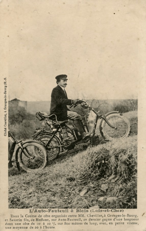 L'Auto-Fauteuil à Blois, vers 1902 (AM Blois, 5 Fi 832)